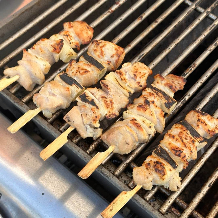 Green Onion Chicken Drumstick Skewers 10pc (소금구이) 대파닭다리꼬치 10개) - Lets Eatscape