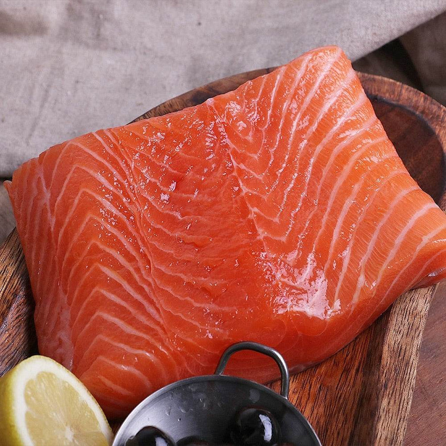 Kelp-Aged Flash-Frozen Salmon Sashimi from Korea (다시마숙성 급냉 연어회) - Lets Eatscape