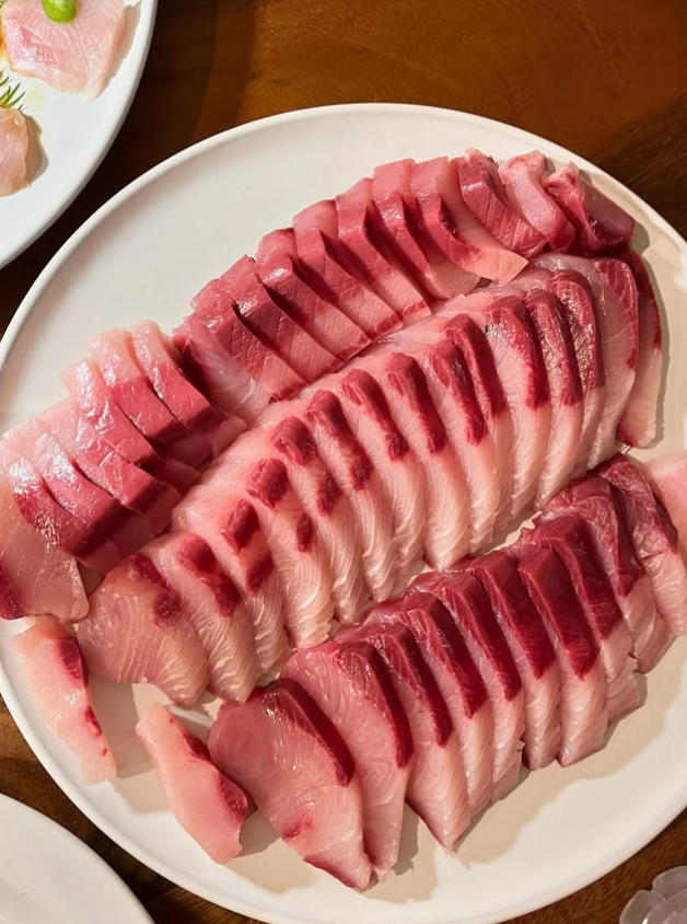 Elevate Your Dining Experience with Hamachi Sashimi Set!