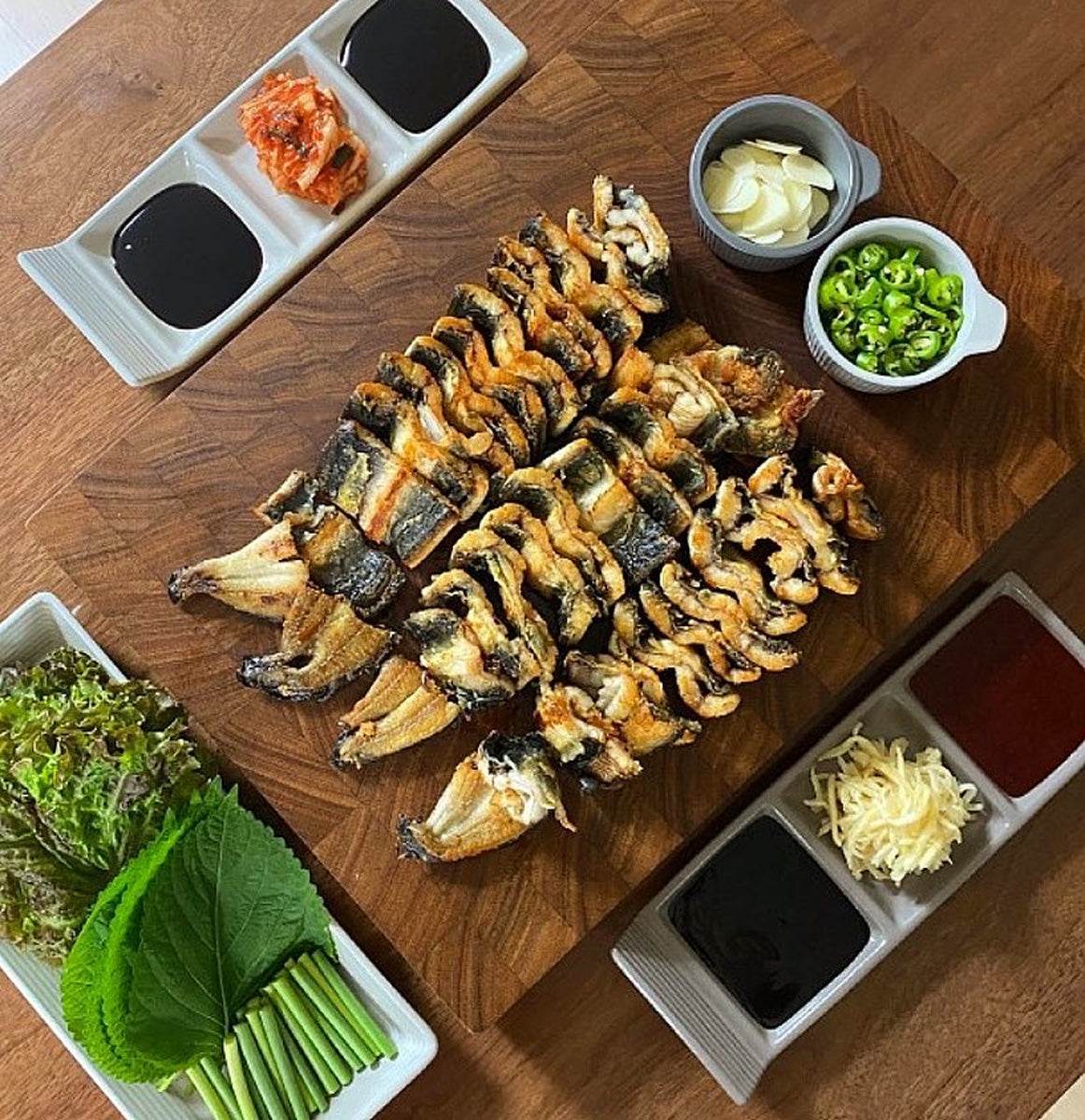 Frozen Grilled Mega Eel from Korea (초벌 메가장어 1미) - Lets Eatscape