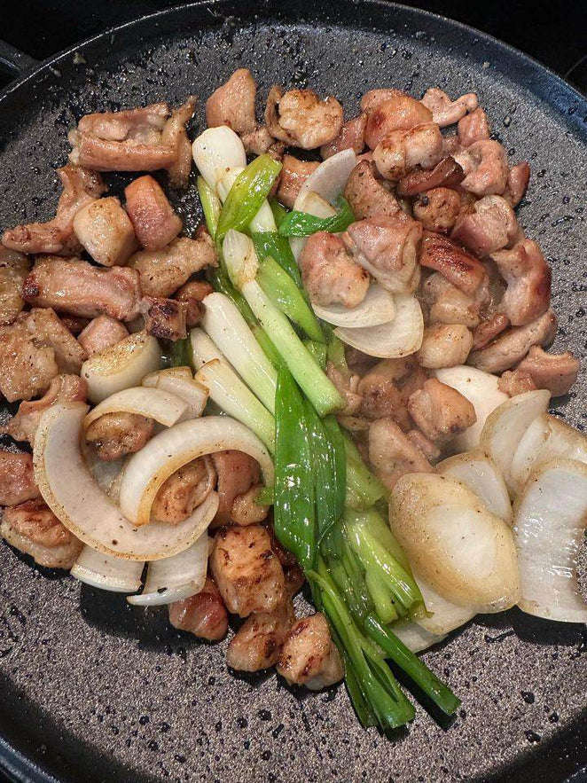 Marinated Beef Intestines & Abomasum Combo [양념 소막창대창 콤보] - Lets Eatscape