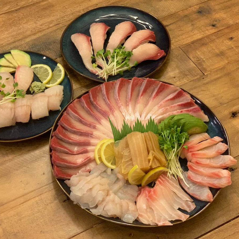 Hamachi (Yellowtail) Sashimi Set - Belly & Back Loin [방어회] - Lets Eatscape