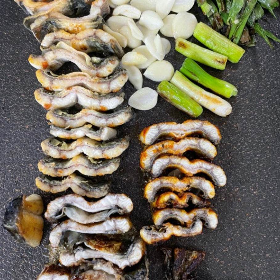 Frozen Grilled Mega Eel from Korea (초벌 메가장어 1미) - Lets Eatscape