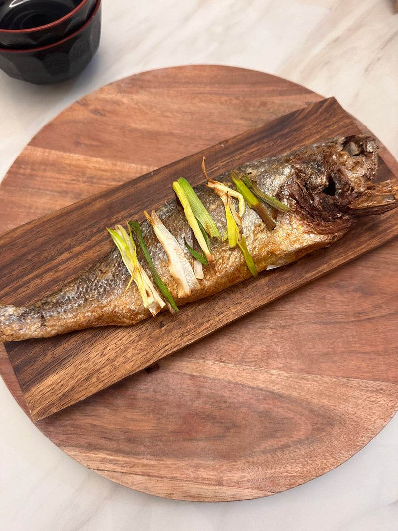 Semi Dried Yellow Croaker - Jumbo Size [반건조 굴비구이] - Lets Eatscape