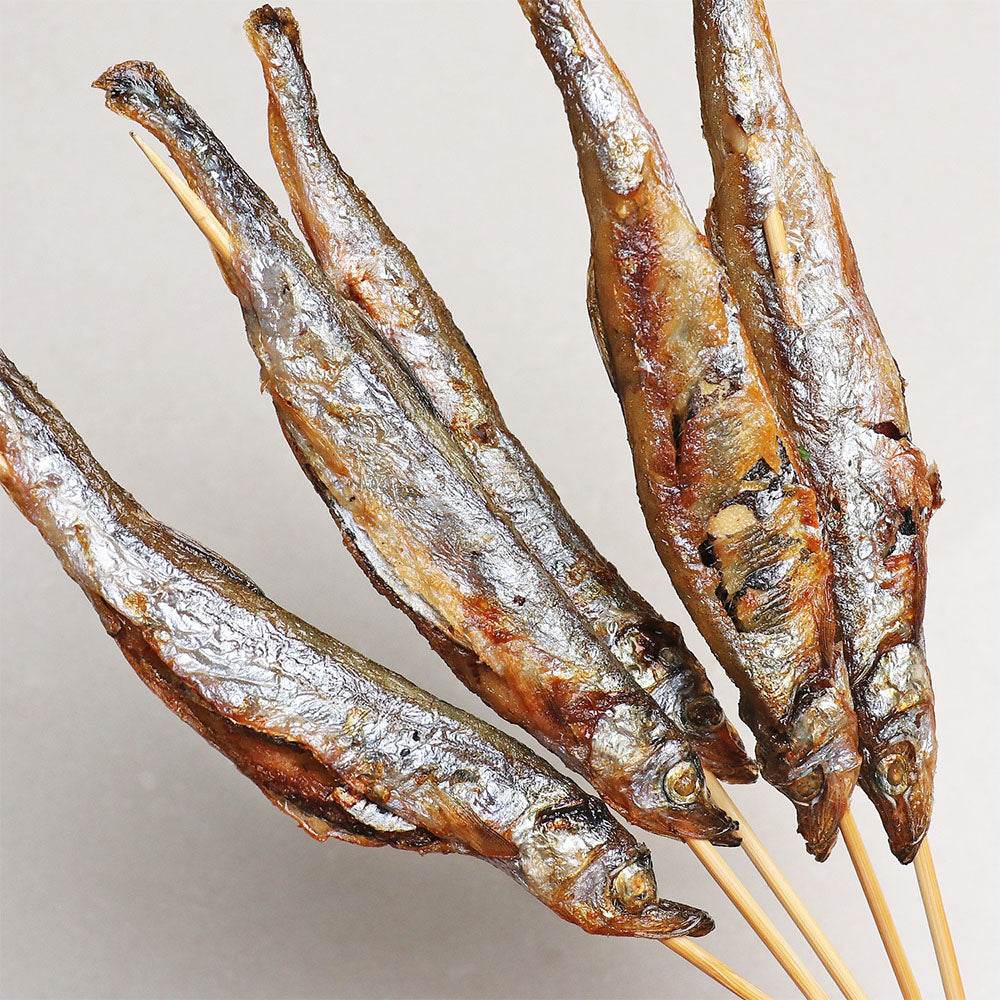 Savory Grilled Yellow Croaker (알배기 고소한 열빙어구이 (시사모) - Lets Eatscape