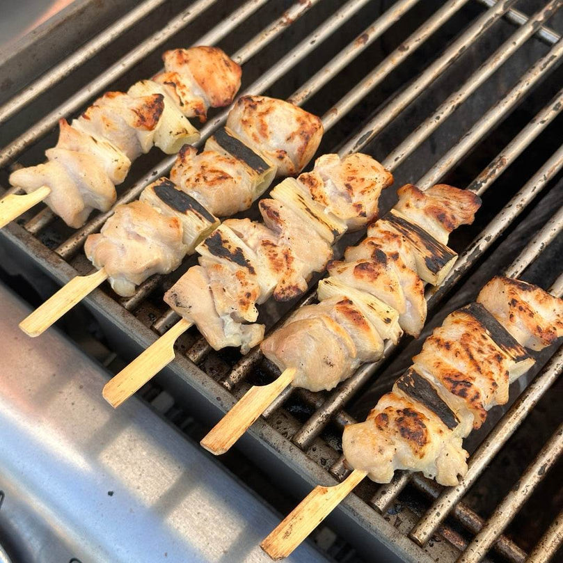 Green Onion Chicken Drumstick Skewers 10pc (소금구이) 대파닭다리꼬치 10개) - Lets Eatscape