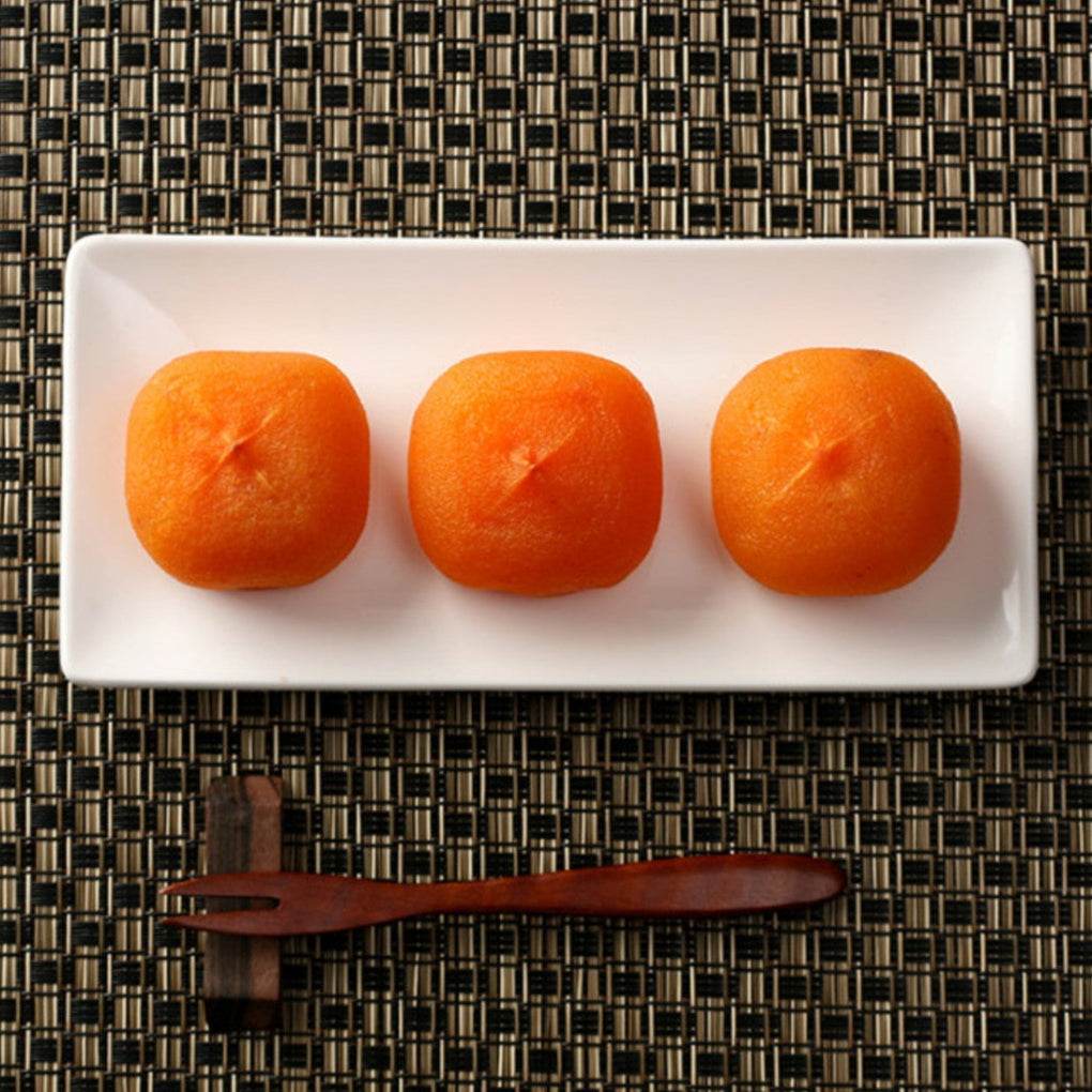 Premium Sweet Dried Persimmon 10pcs (프리미엄 달콤 통아이스반건시) - Lets Eatscape