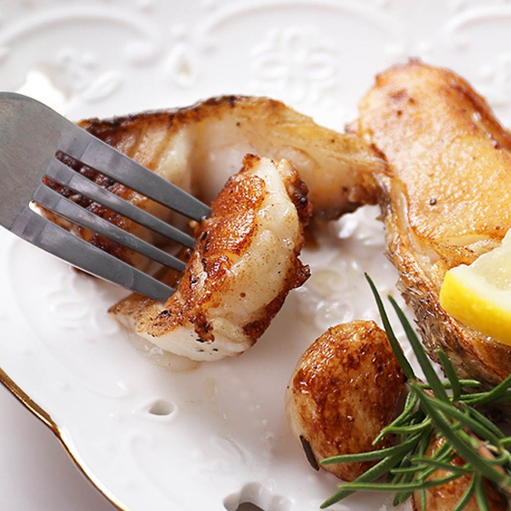 Grilled Patagonian Toothfish Steak from Korea (메로구이 목살스테이크) - Lets Eatscape