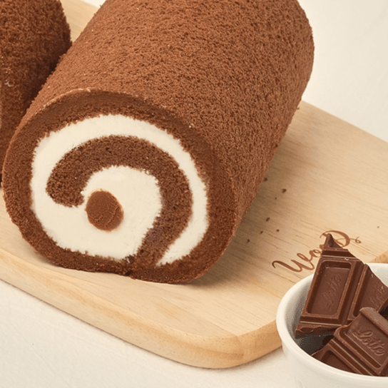 Gluten-Free Rice Ganache Chocolate Roll Cake (Half) (쌀로만든 글루텐프리 가나슈 초코롤케이크 (하프) - Lets Eatscape