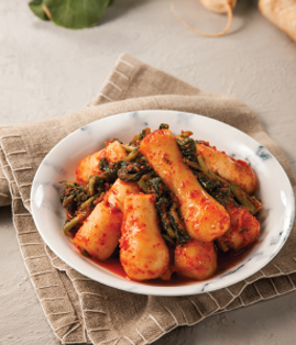 Yesodam Chonggak Kimchi, Young Radish Kimchi (300g)